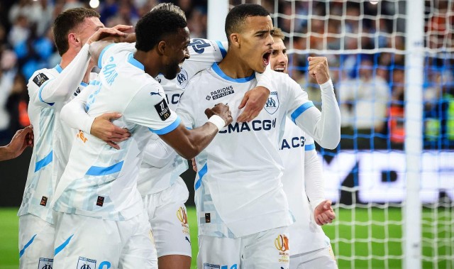 kaiyun-没灵感怎么办？队报：彪马邀球迷用AI设计马赛第三球衣，奖励门票