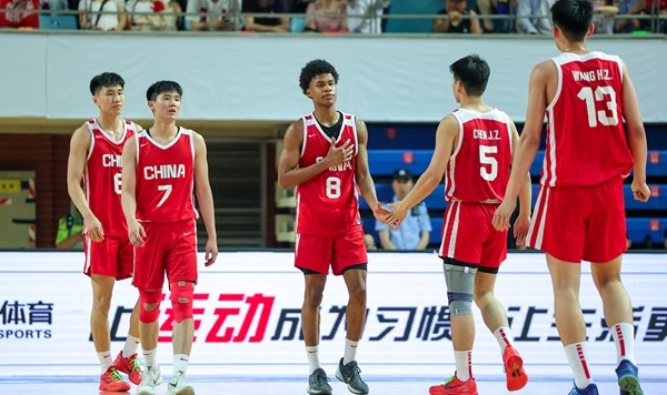 开云官网-篮板问题明显~曲绍斌:国青在U19世界杯中暴露了差距、展现了潜力