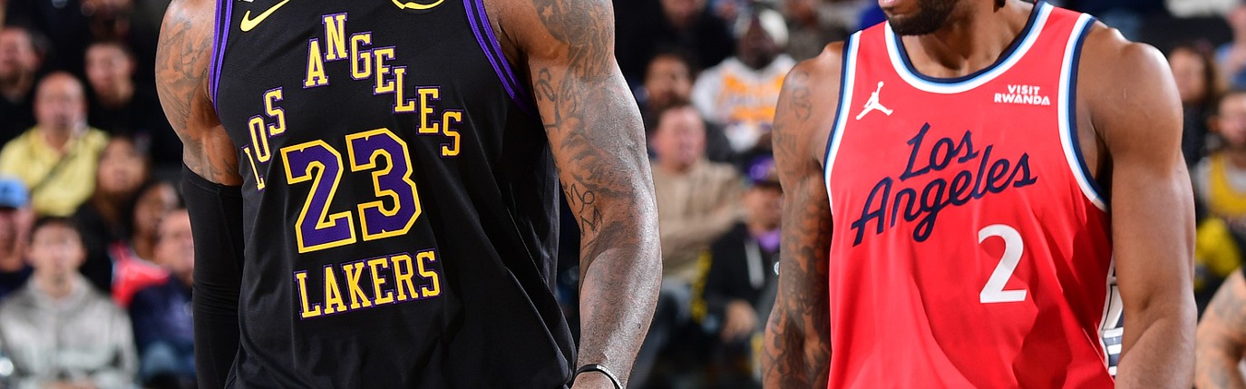 kaiyun-快船拒绝湖人26分逆转！小卡复出哈登18+10引7人上双 詹东55+16