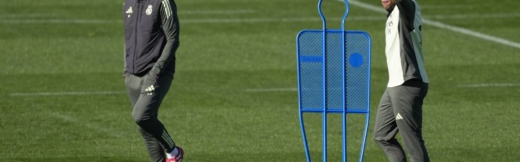 开云-队报：阿隆索无法接受失利，游说姆巴佩带伤出战，建议打封闭被拒