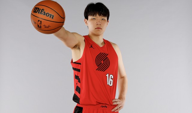 开云-某CBA球员:在现在的NBA打内线 某种程度上对于杨瀚森比较友好