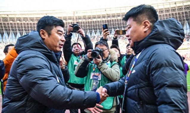 开云体育入口-韩鹏刘建业稳了！七大土帅下轮大考：李国旭大羽谁先凉？一人更悬