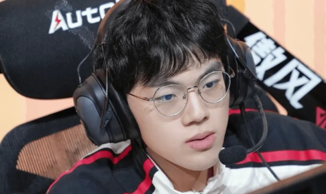 开云体育官网-Erha：视野还需要做得更好，但打团我觉得今天做得还不错