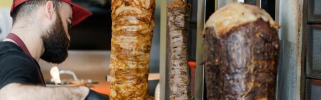 开云官网-【德国手记】工业城的烤肉和“穆里尼奥”